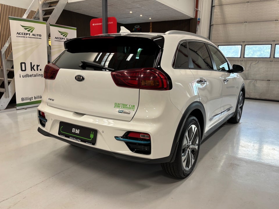 Kia e-Niro 64 Advance 5d