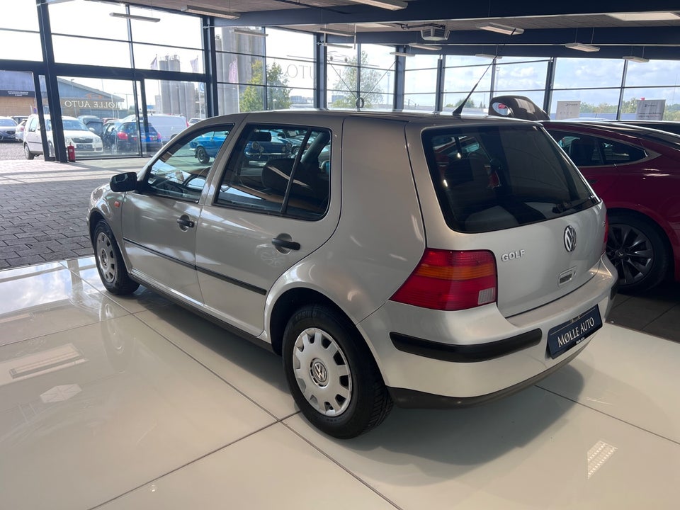 VW Golf IV 1,6 Comfortline aut. 5d