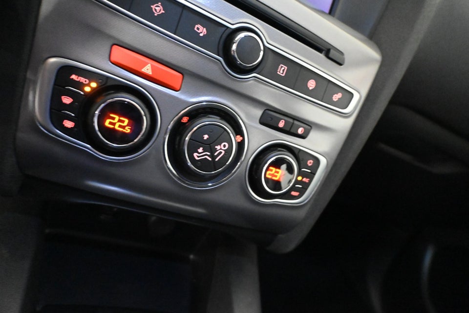 Citroën C4 1,2 PureTech 110 Iconic 5d