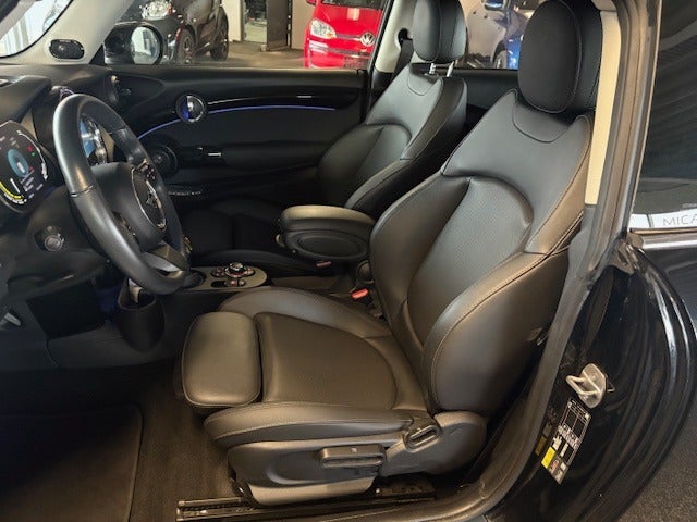 MINI Cooper SE Edition Premium Plus 3d