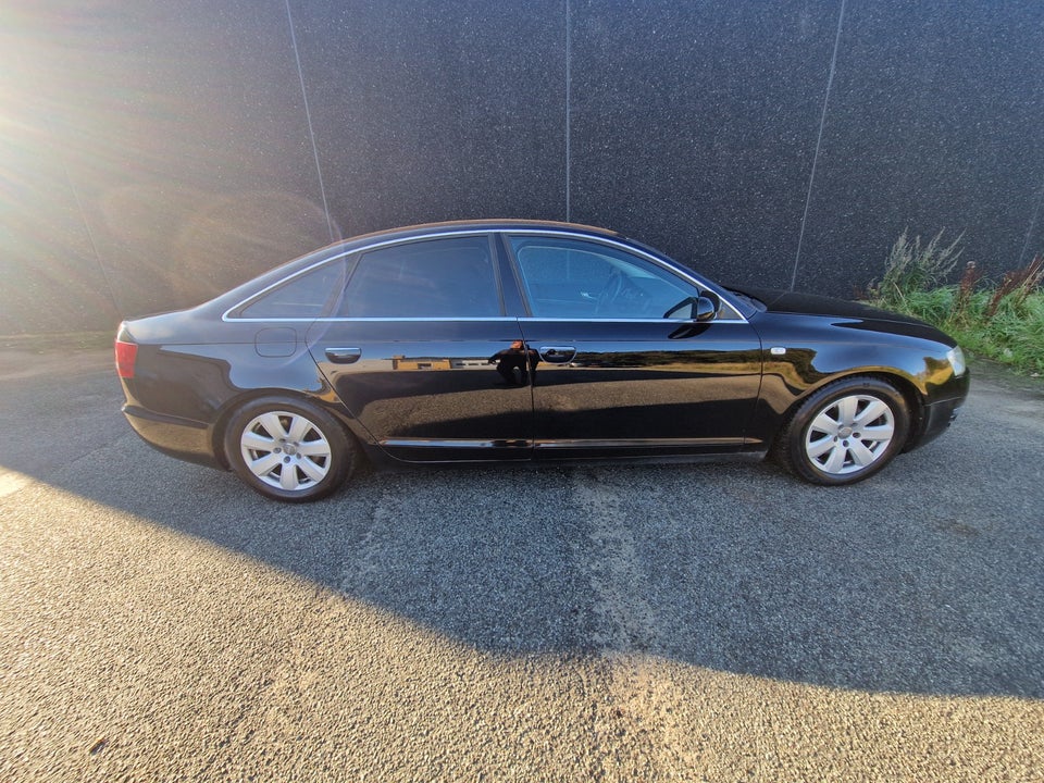 Audi A6 2,4 V6 Avant Multitr. 5d