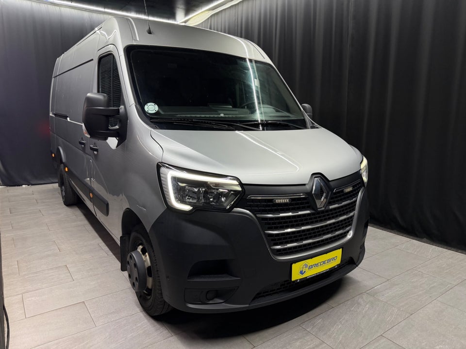 Renault Master III T35 2,3 dCi 145 L3H3 Kassevogn RWD