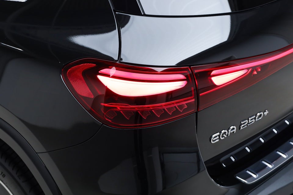 Mercedes EQA250+ AMG Premium 5d
