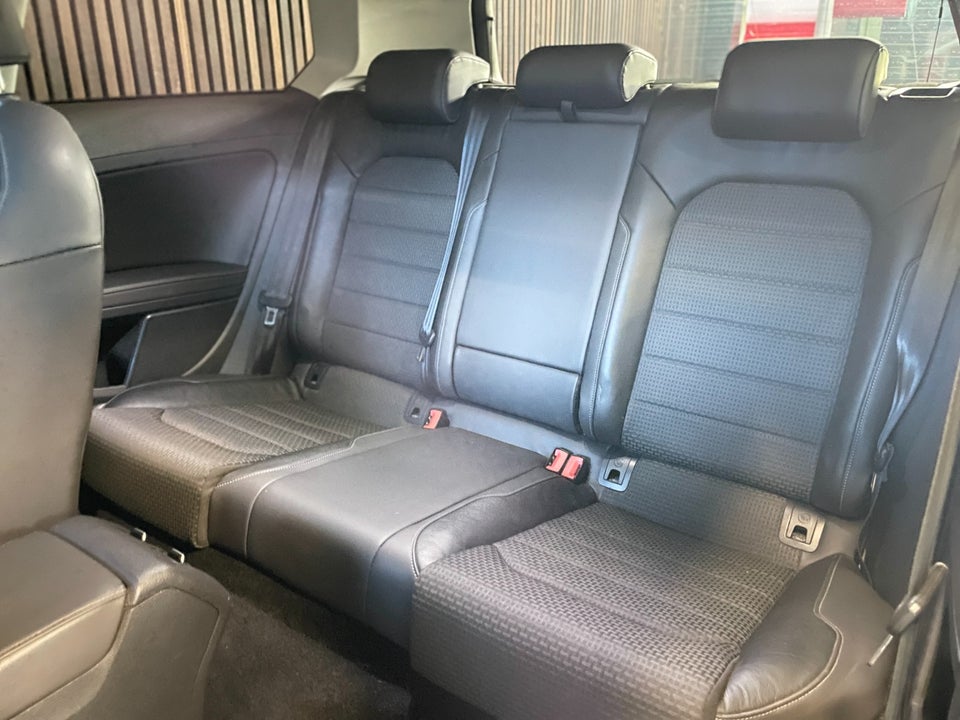 VW Golf VII 1,4 TSi 140 Highline 3d