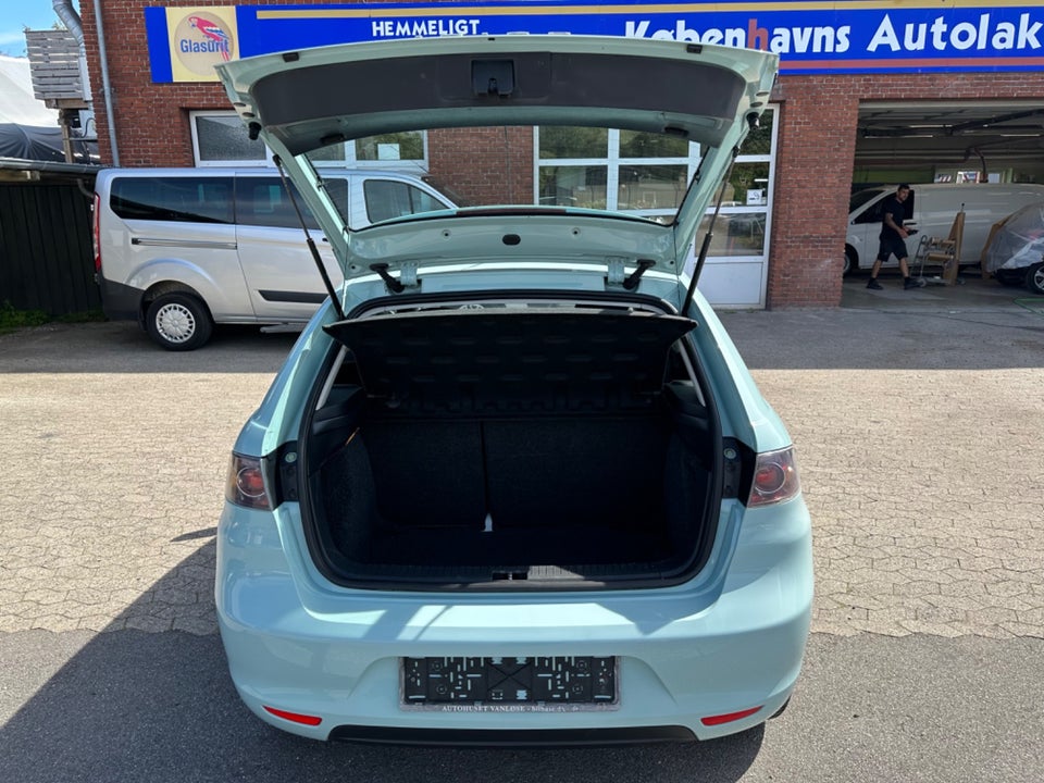 Seat Ibiza 1,4 16V 85 Reference 5d