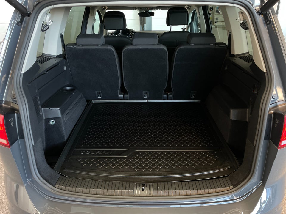 VW Touran 1,5 TSi 150 Highline DSG 7prs 5d