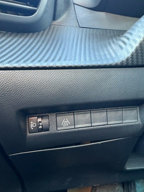 Peugeot e-208 50 Active 5d