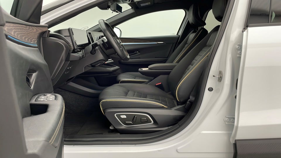 Renault Megane E-Tech 60 Iconic 5d