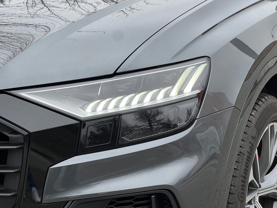 Audi Q8 50 TDi S-line quattro Tiptr. 5d