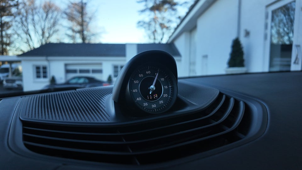 Porsche Taycan 4S Performance+ 4d