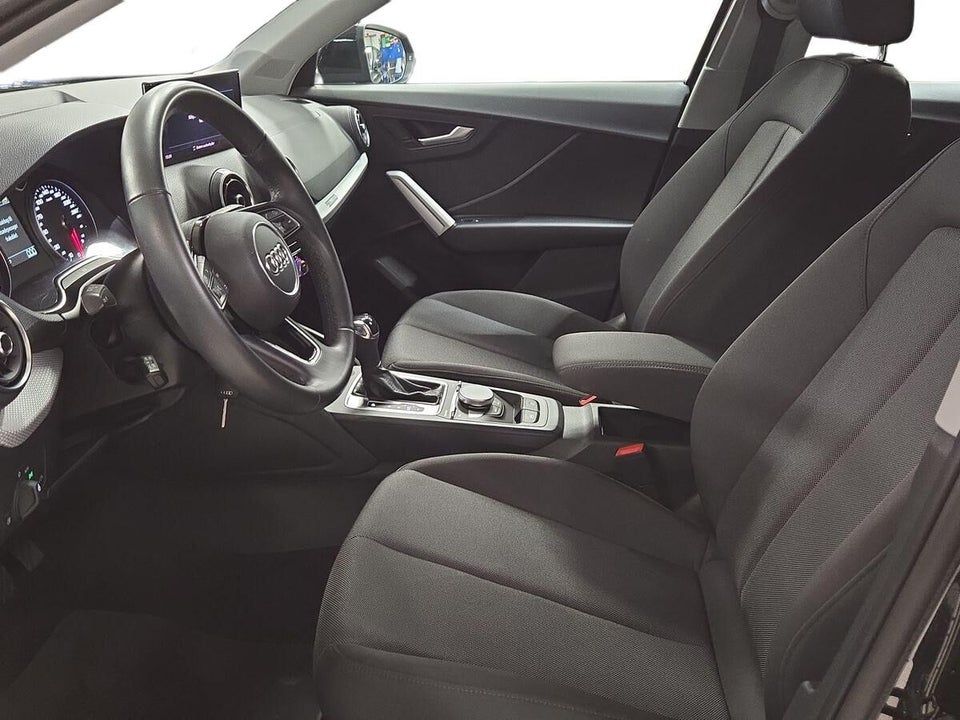 Audi Q2 35 TFSi Prestige S-tr. 5d