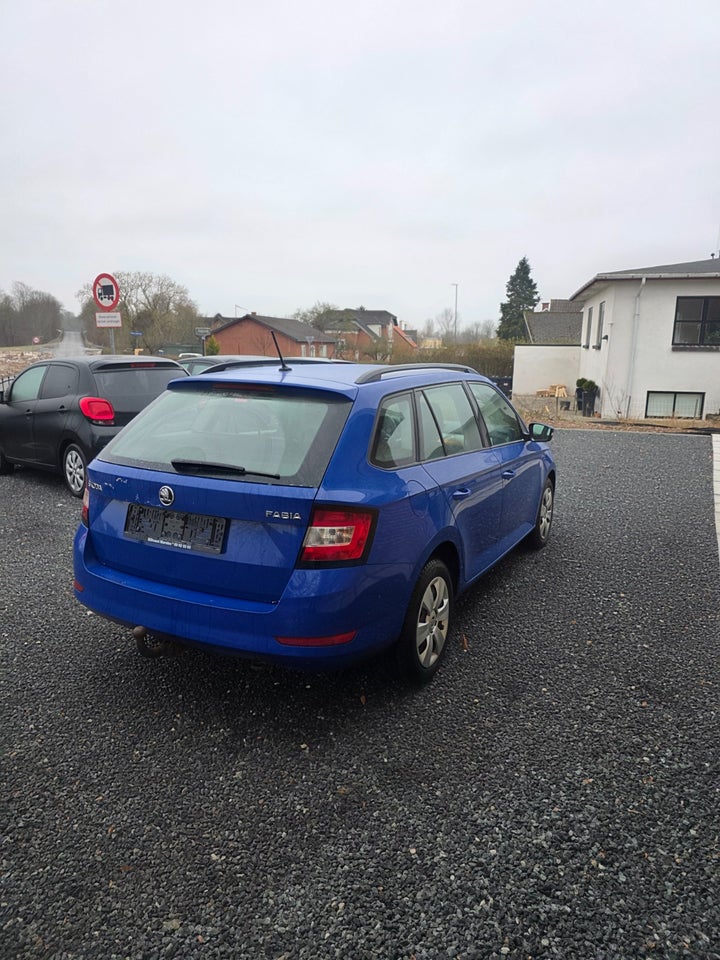 Skoda Fabia 1,0 MPi 75 Ambition Combi 5d