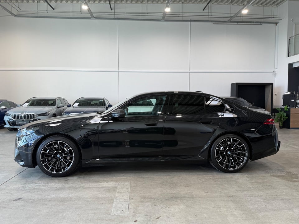 BMW M5 4,4 xDrive aut. 4d