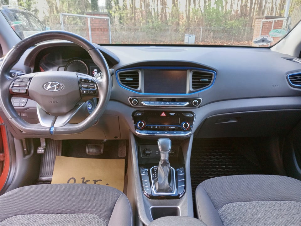Hyundai Ioniq 1,6 PHEV Trend DCT 5d