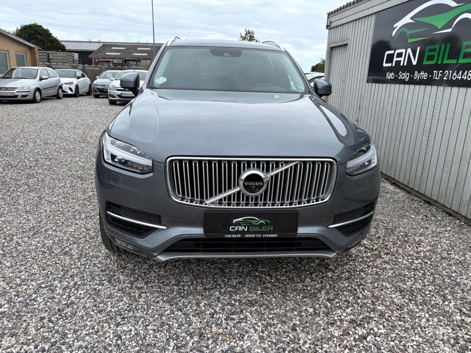 Volvo XC90 2,0 D5 235 Momentum aut. AWD 7prs 5d
