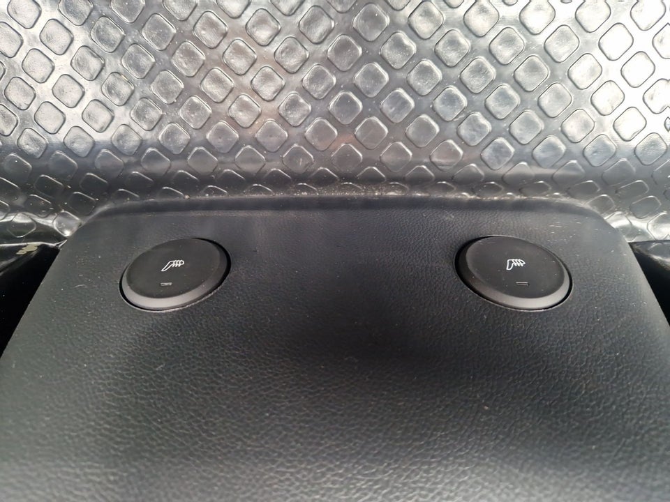 Maxus e-Deliver 3 50 Cargo Van LWB