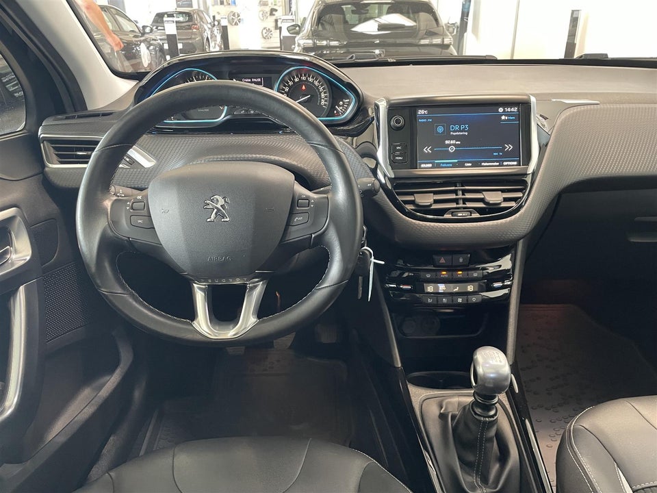 Peugeot 2008 1,2 PureTech 130 Allure+ 5d