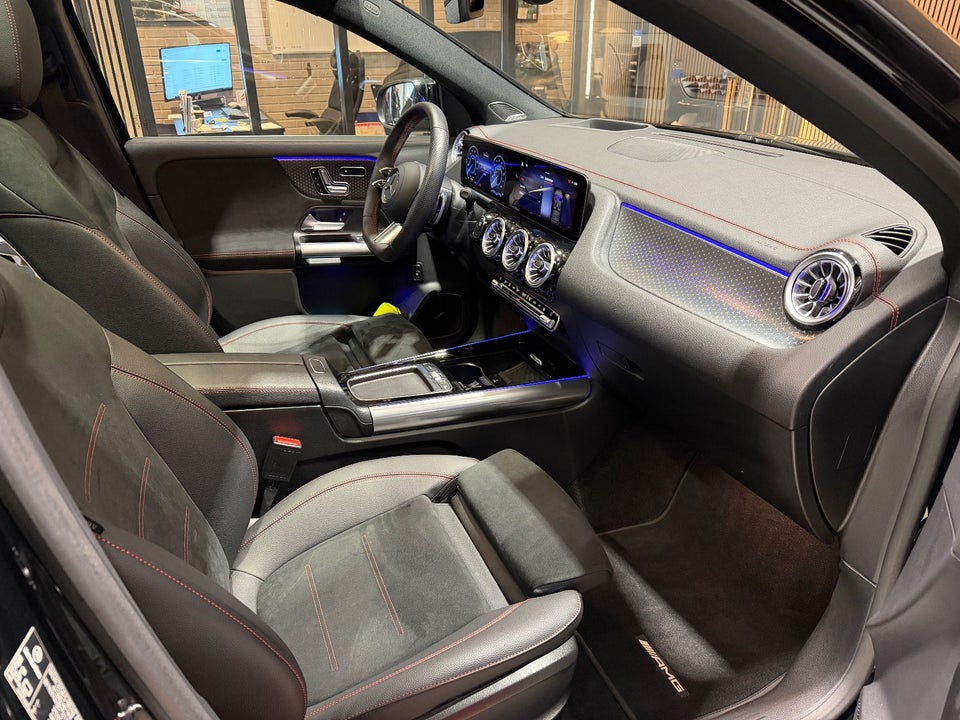 Mercedes EQA300 AMG Premium 4Matic 5d