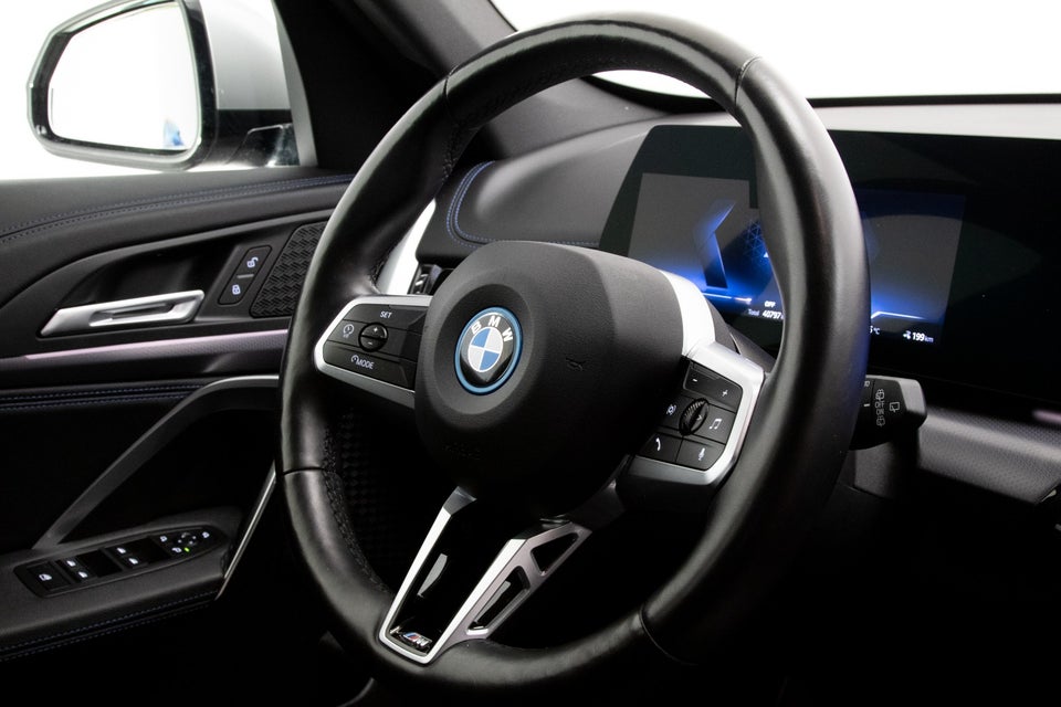 BMW iX1 xDrive30 M-Sport 5d