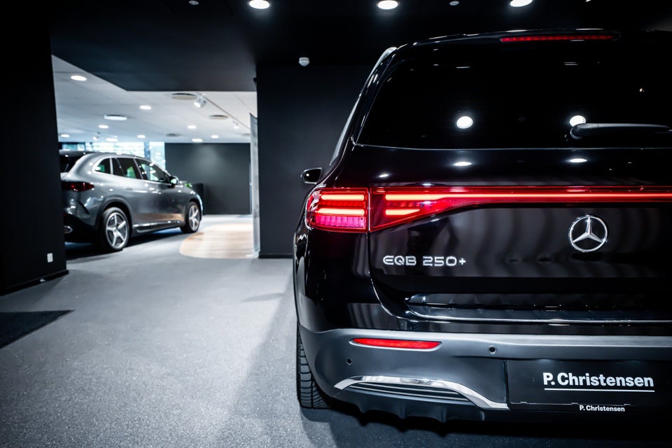 Mercedes EQB250+ AMG Advance 7prs 5d