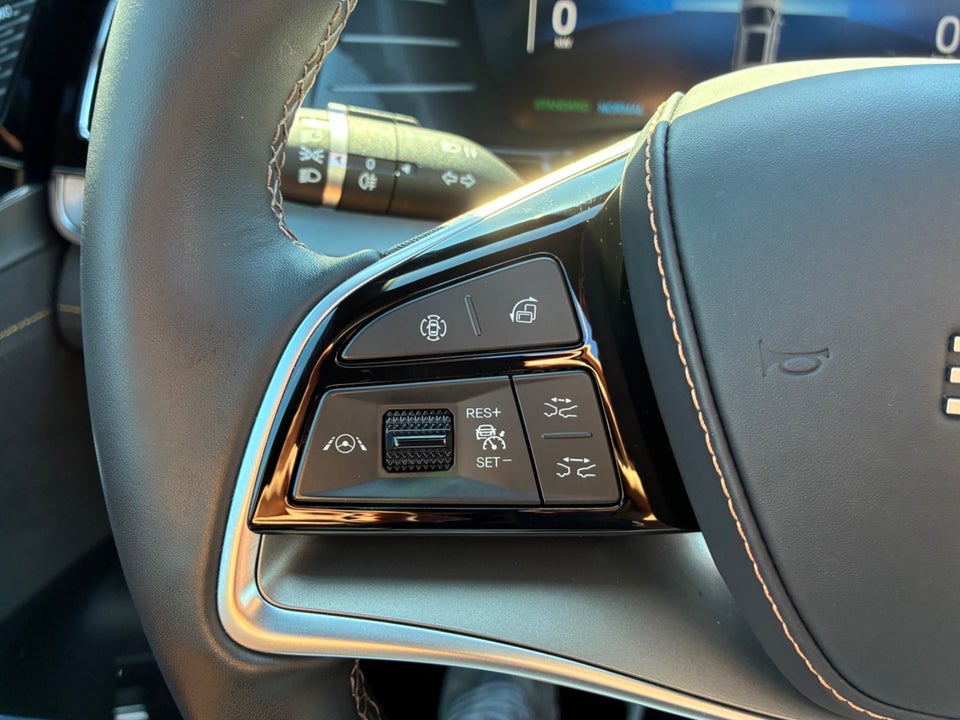BYD Tang 109 Flagship AWD 7prs 5d