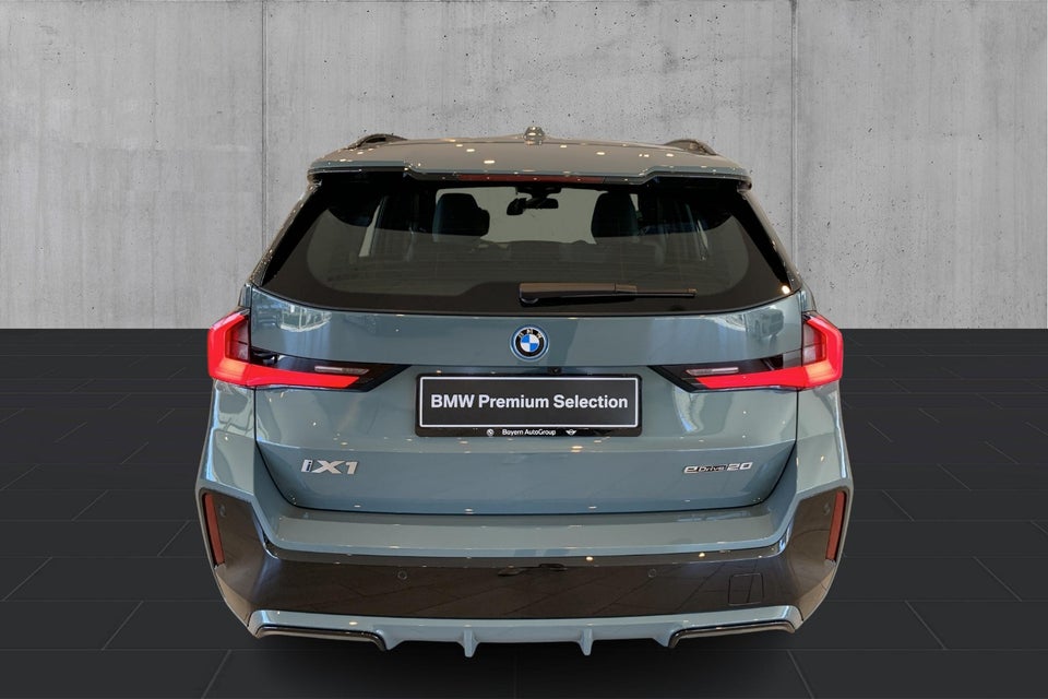 BMW iX1 eDrive20 M-Sport 5d