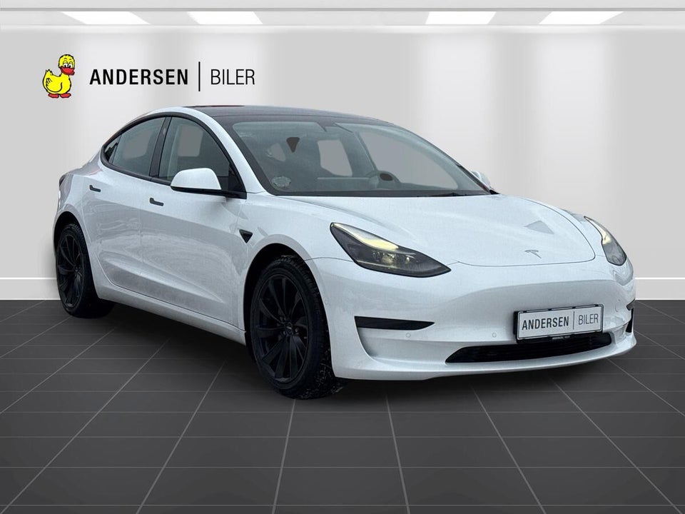 Tesla Model 3 Standard Range+ RWD 4d