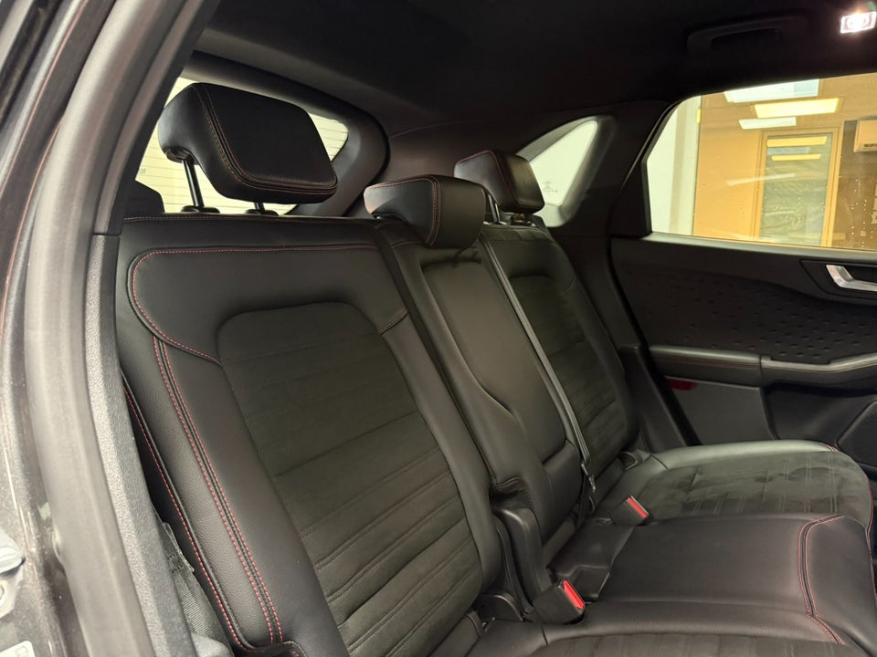 Ford Kuga 2,5 PHEV ST-Line X CVT 5d