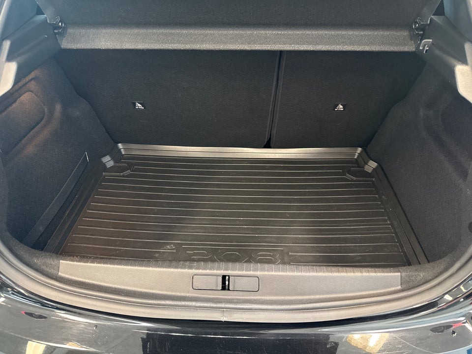 Peugeot 208 1,2 PureTech 100 Allure EAT8 5d