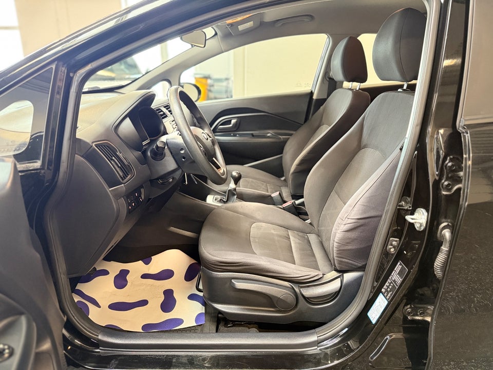 Kia Rio 1,2 CVVT Style+ 5d