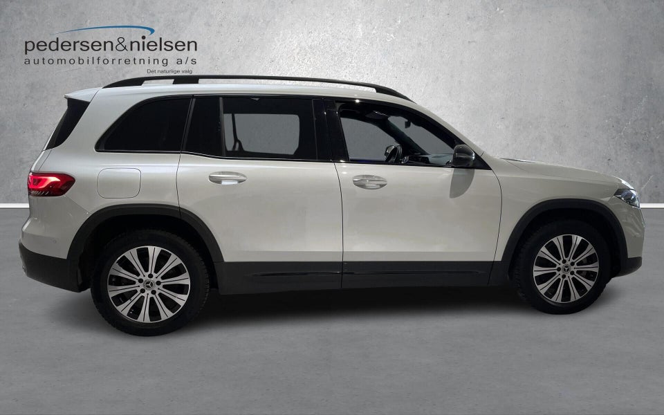 Mercedes EQB250+ Progressive 5d