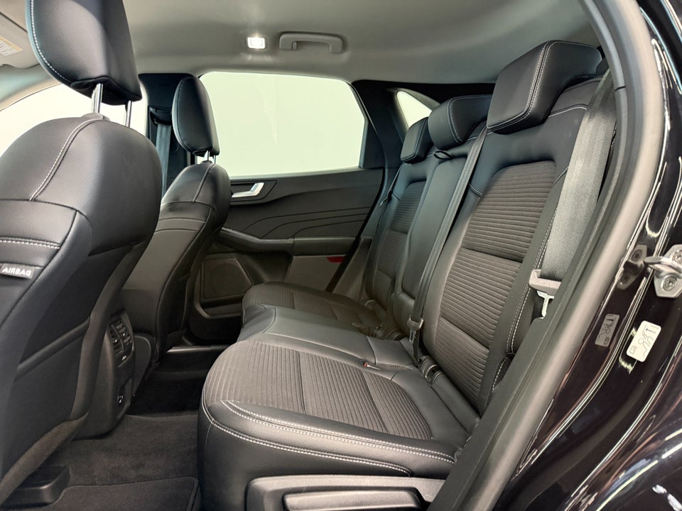 Ford Kuga 2,5 PHEV Titanium X CVT 5d
