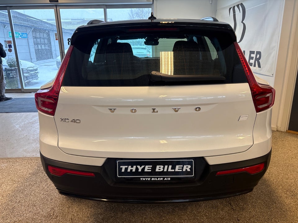 Volvo XC40 ReCharge Extended Range Plus 5d