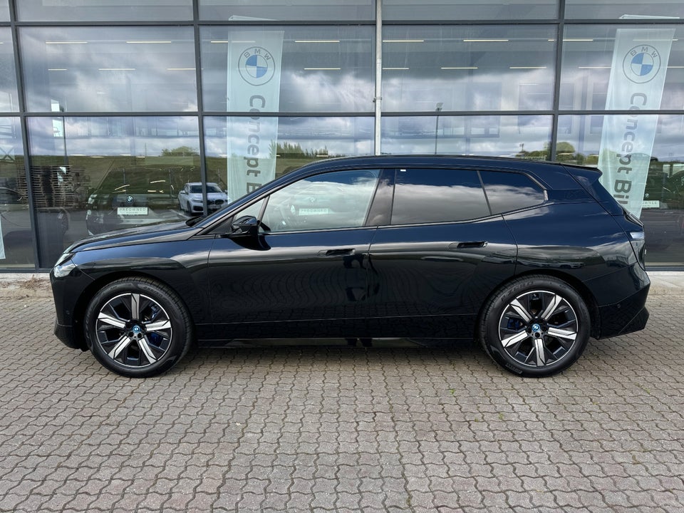 BMW iX xDrive40 Super Charged 5d