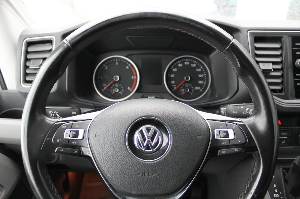 VW Crafter 35 2,0 TDi 177 Kassevogn L3H2 aut.