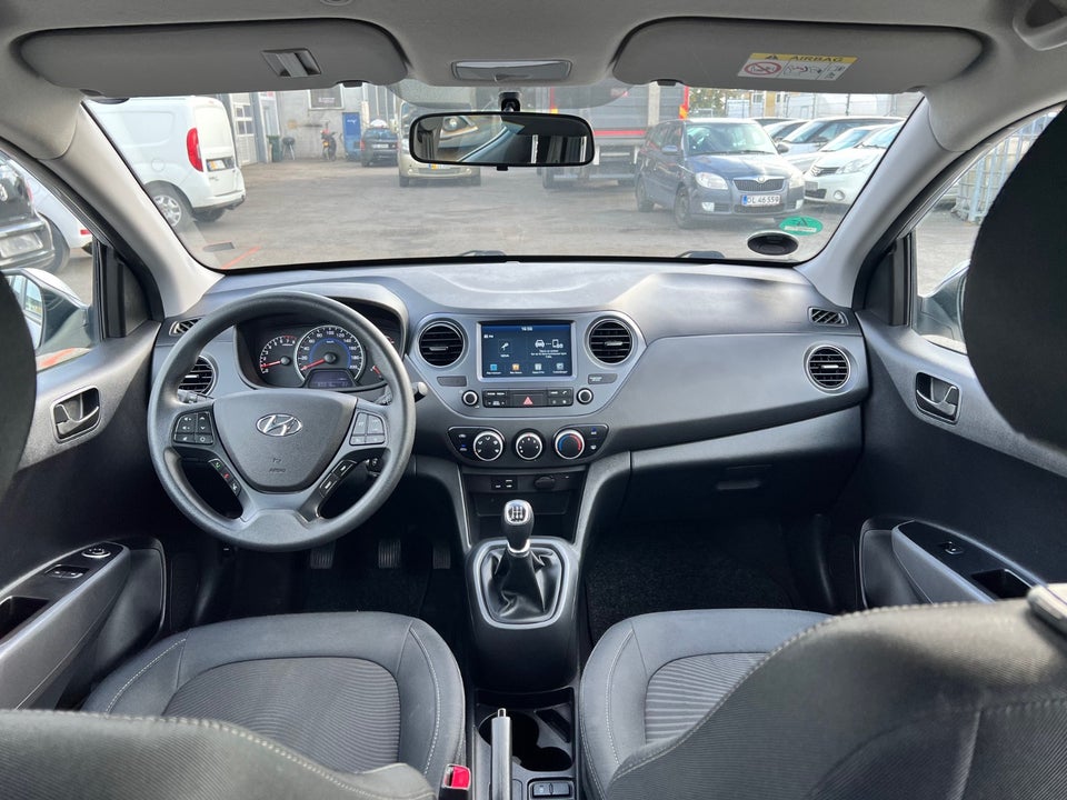 Hyundai i10 1,0 Touch 5d