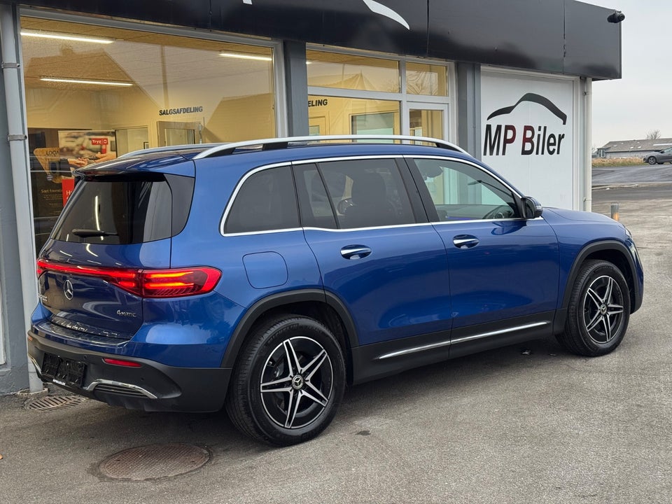 Mercedes EQB300 AMG Line 4Matic 5d