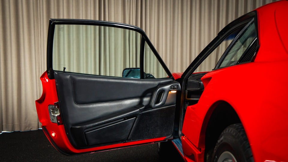 Ferrari 208 2,0 GTB Turbo 2d