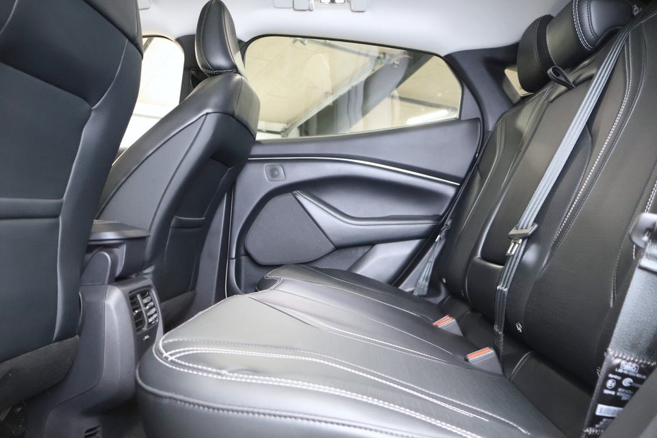 Ford Mustang Mach-E 75 Standard Range AWD 5d