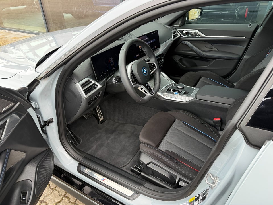 BMW i4 eDrive40 Fully Charged 5d