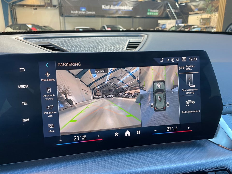 BMW iX1 eDrive20 M-Sport 5d