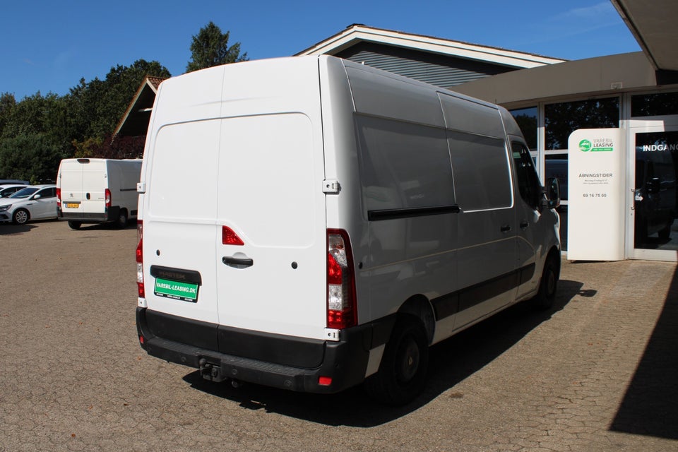 Renault Master IV T35 2,3 dCi 150 L2H2 Kassevogn