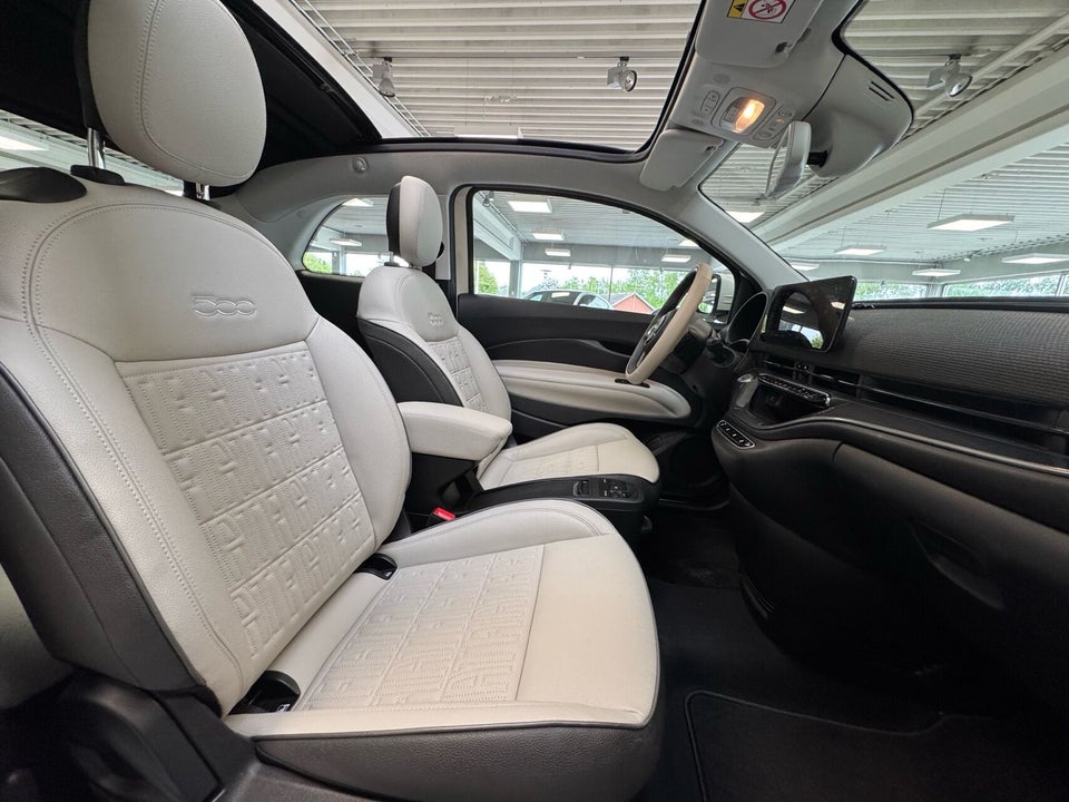 Fiat 500e 42 la Prima by Bocelli Cabrio 2d