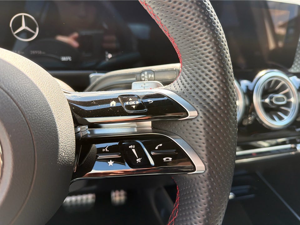 Mercedes EQB250+ AMG Line 5d