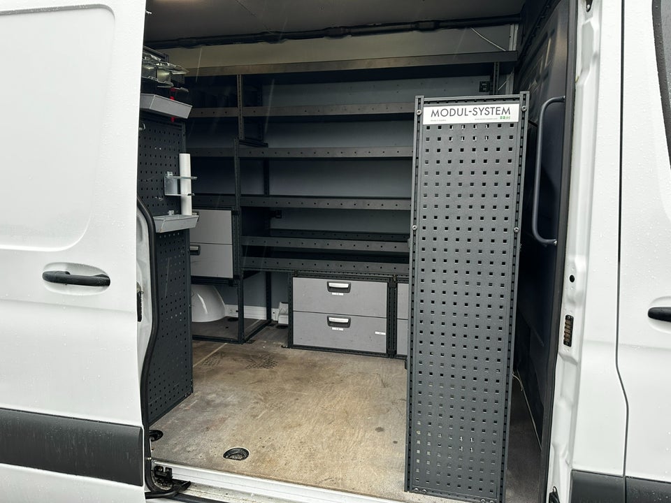 Mercedes Sprinter 214 2,2 CDi A2 Kassevogn aut. FWD