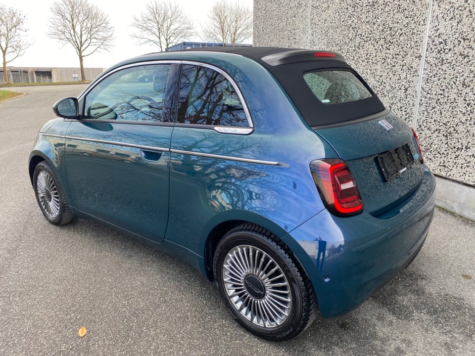 Fiat 500e Icon Cabrio 2d