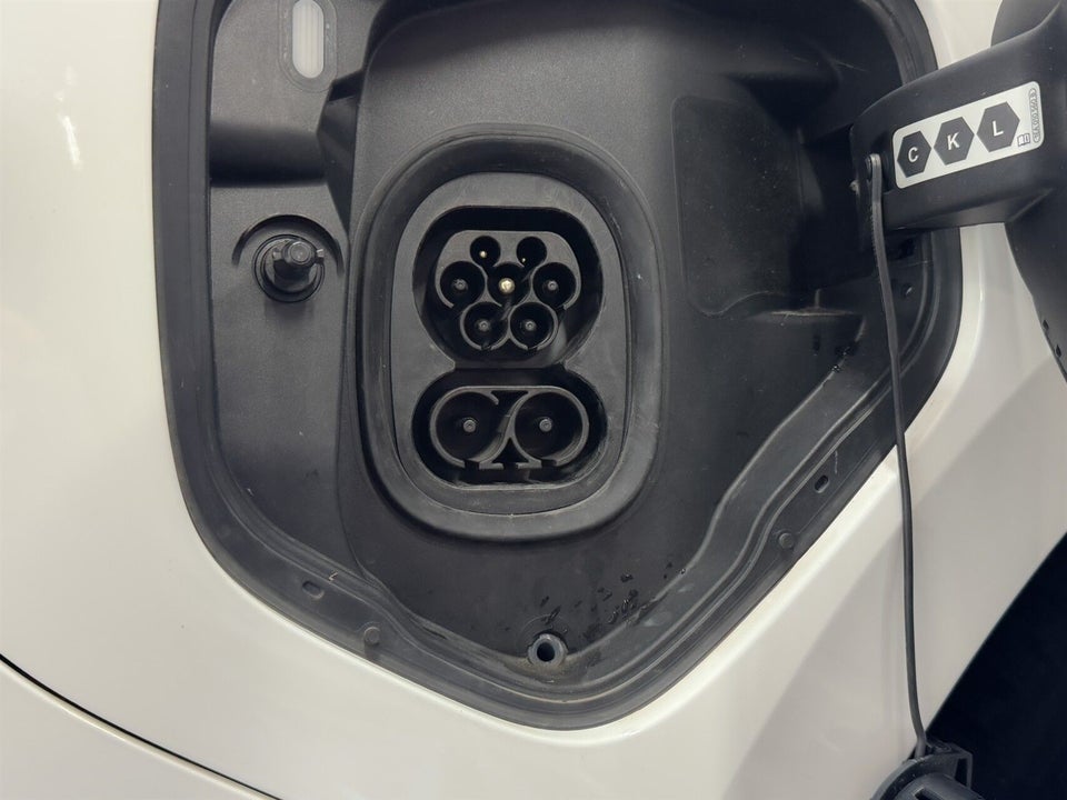 VW ID.Buzz 77 Pro Van 5d