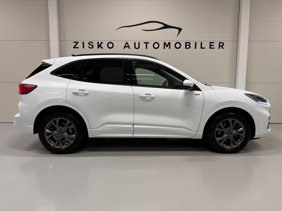 Ford Kuga 2,5 PHEV ST-Line X CVT 5d