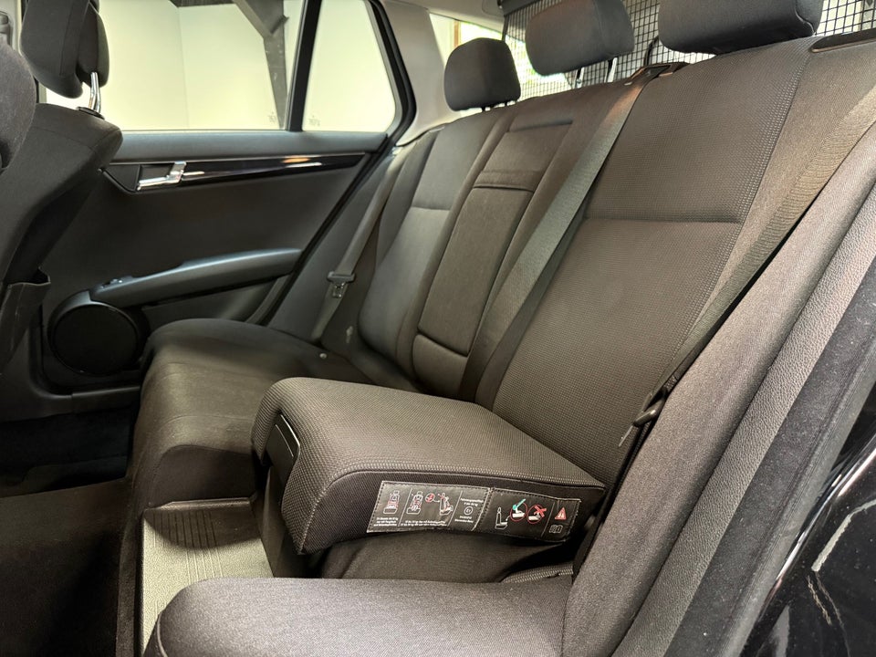 Mercedes C200 2,2 CDi Avantgarde stc. BE 5d