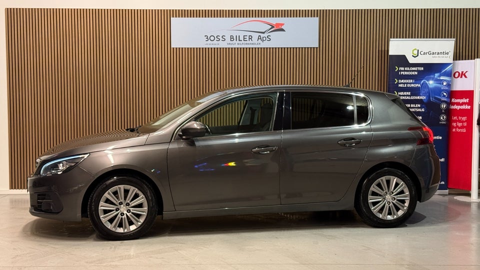 Peugeot 308 1,2 e-THP 130 Allure Sky 5d